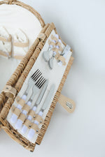 Load image into Gallery viewer, Gift Basket - Picnic Set
